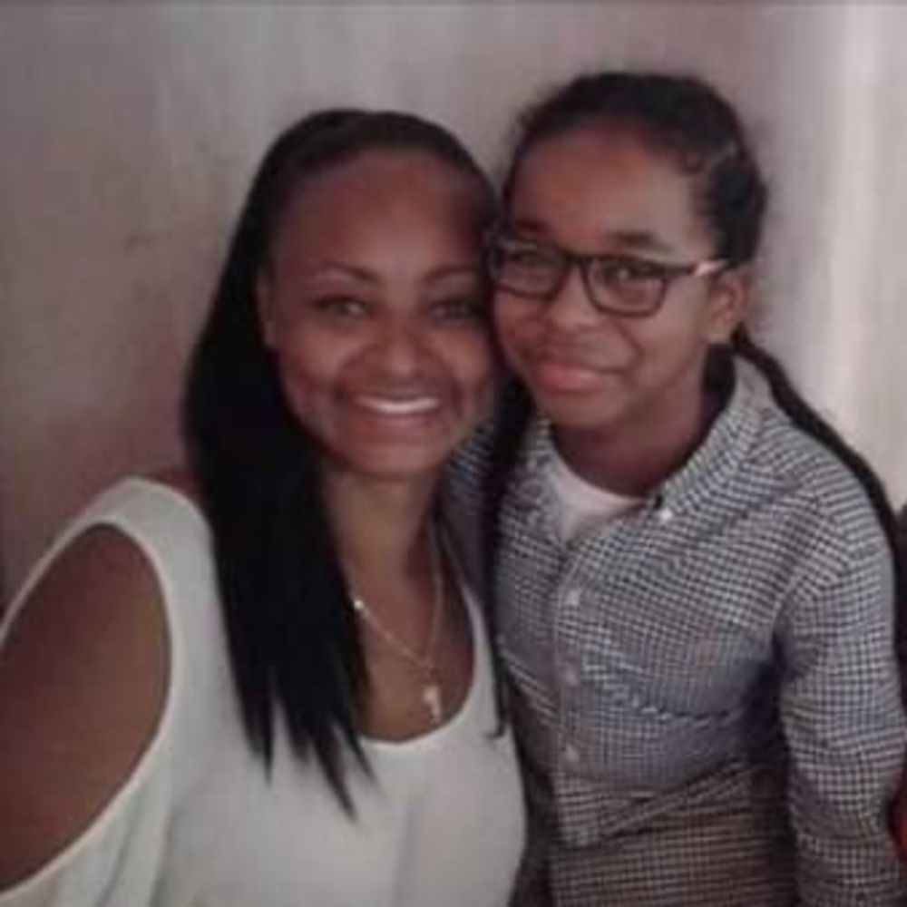 Meet your Posher, Carla